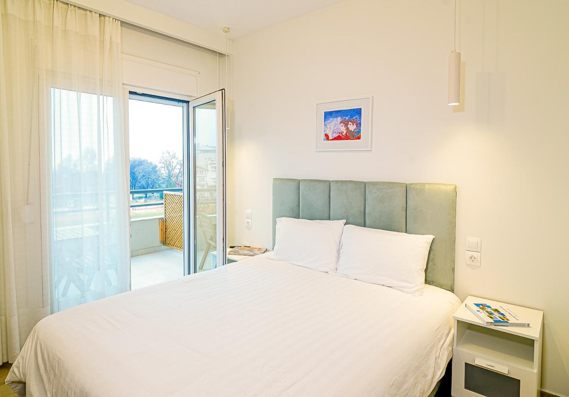 Eternal Suites אדסה מראה חיצוני תמונה